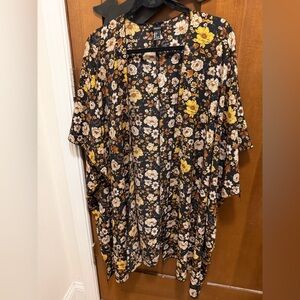 Forever 21 Black Floral Kimono